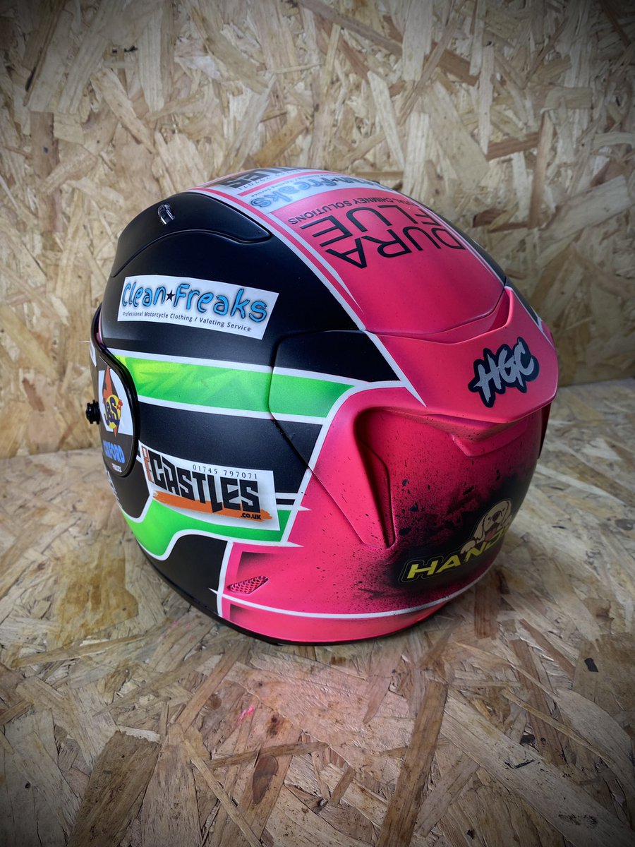 GibsonHaydon's tweet photo. @ArranHands85 inspired by @ChrissyRouse helmet design  #hgc #hgconcepts #helmetpaintwork #helmetdesign #custompaintwork #customhelmet #createxcolor #airbrush #racer #racing #roadracing #bsb #tt #iomtt #irishroadracing #arai #shark #agv #shoei #xlite #hjc #ls2 #airoh https://t.co/whU65l1JzZ