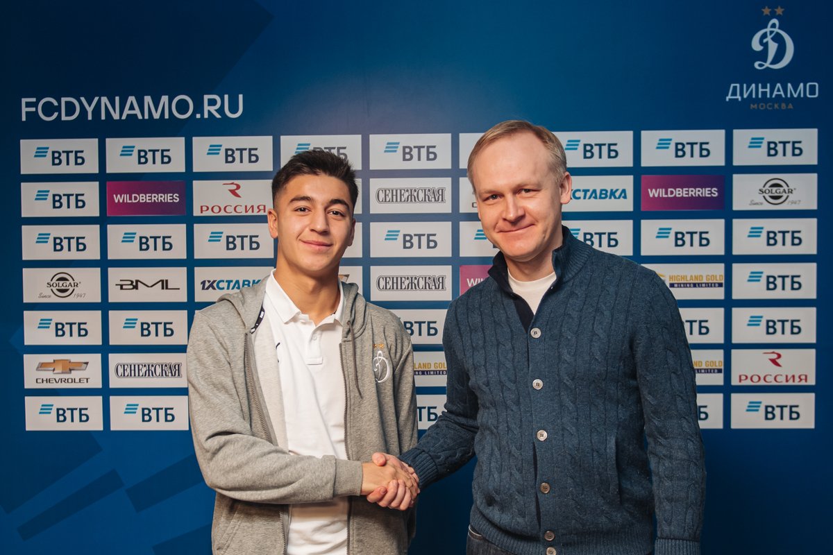 🔄 «Динамо» продлило контракт с Ульви Бабаевым ➡️ vk.com/fcdynamo2?w=wa…

#Динамо2 #ФНЛ2 #ДинамоМосква