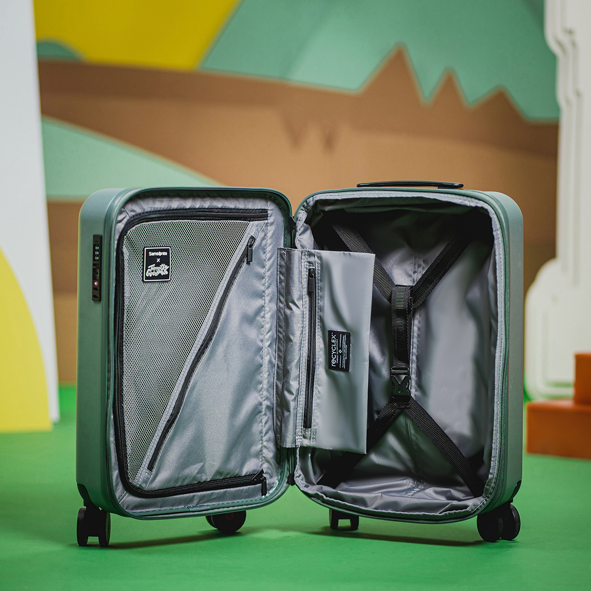 MiSamsonite's tweet photo. Conoce los 3 colores de TOIIS y su diseño moderno que te permite personalizar tu maleta y tus viajes.

#travel #fashion #colors #TOIIS #design #innovation #Toiis https://t.co/Xl7vuBFhee