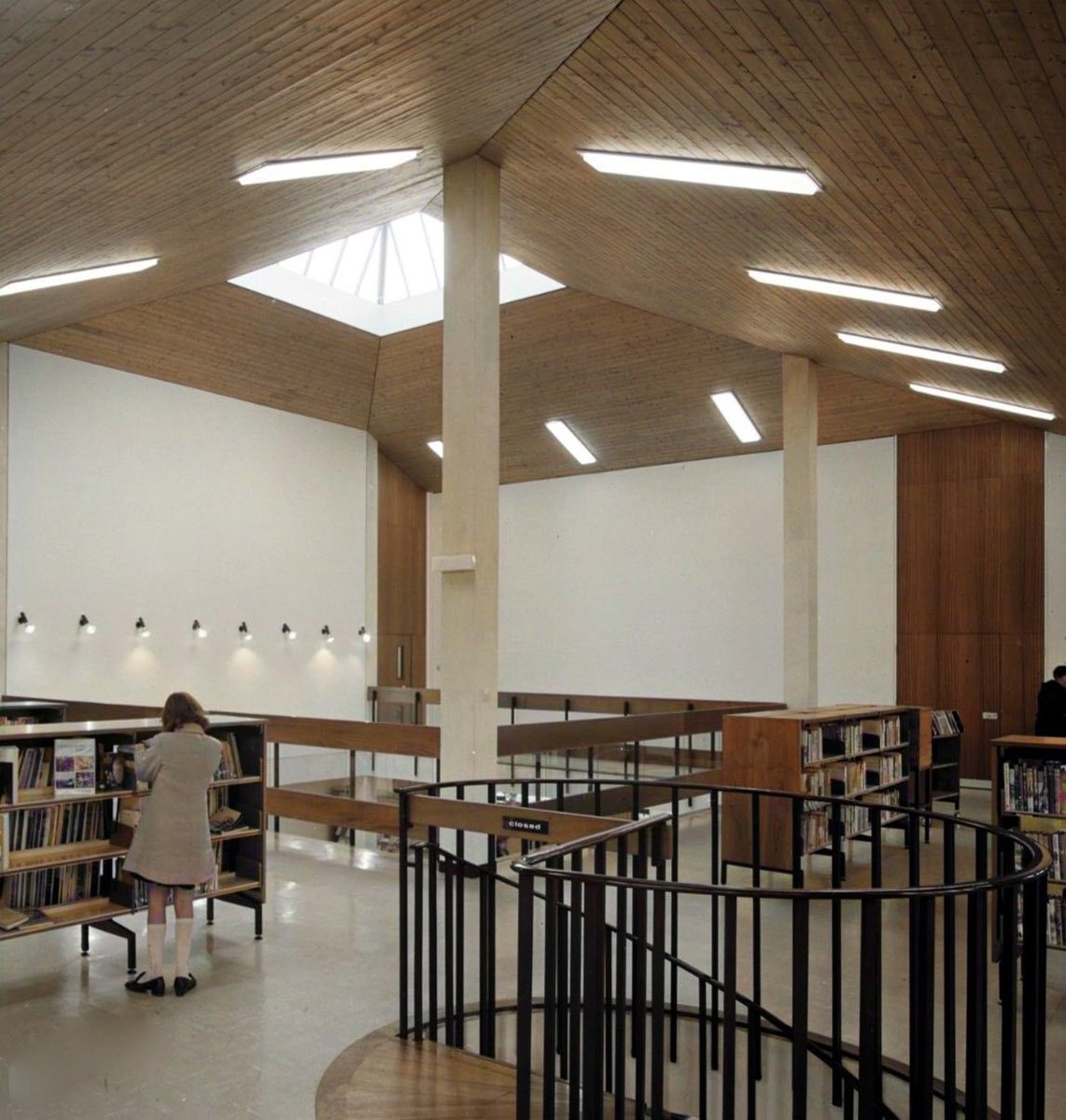 Brutalust tweet media