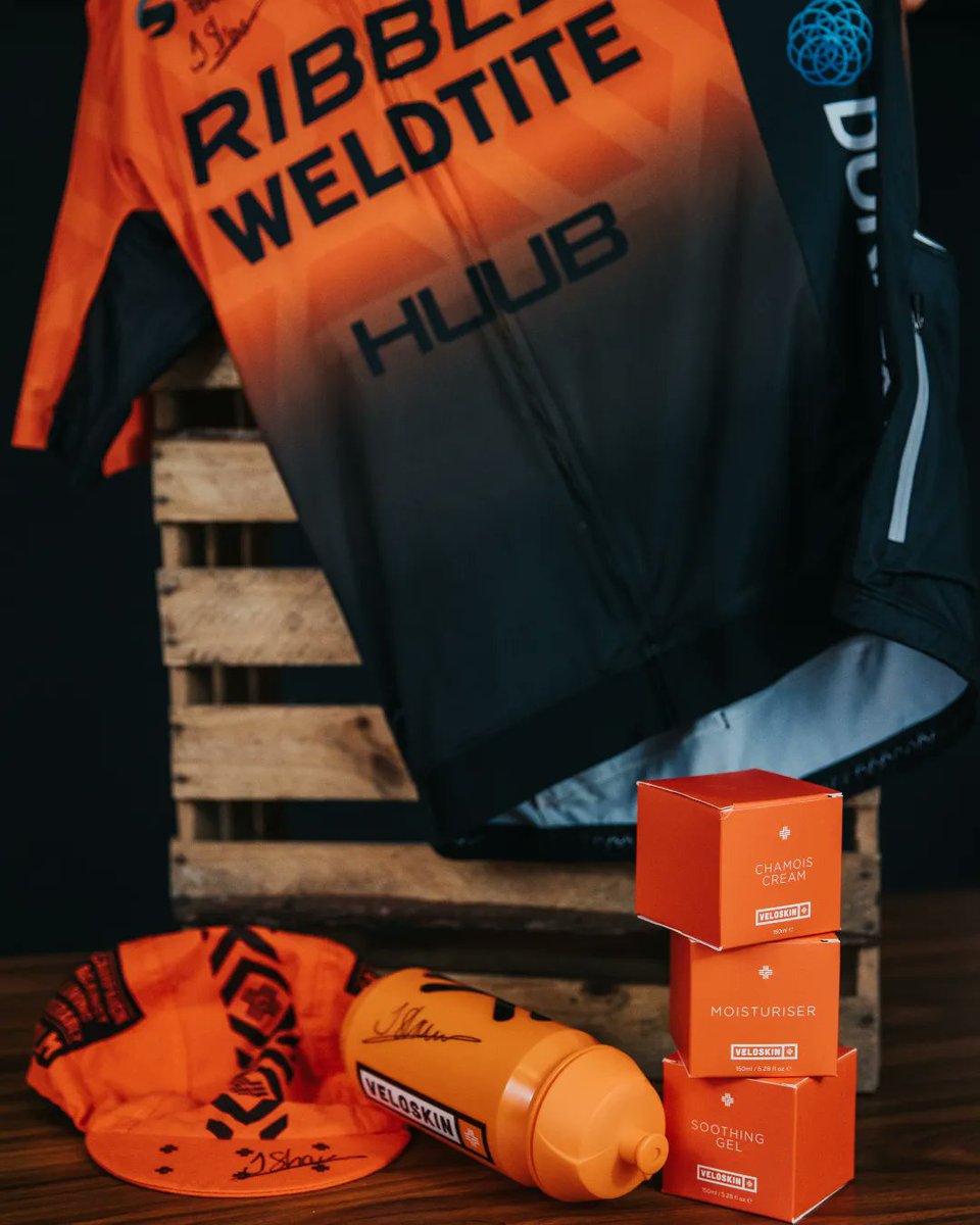 VeloSkin's tweet image. 🚨GIVEAWAY ALERT🚨

To celebrate @JamesthingyShaw move to @EFprocycling from our partners @RibbleWeldtite and their great season, we've got some Veloskin swag to give away, signed by the man himself ✍🏻

RT, follow and comment to win!

Winner announced Sunday!

#MyVeloskin