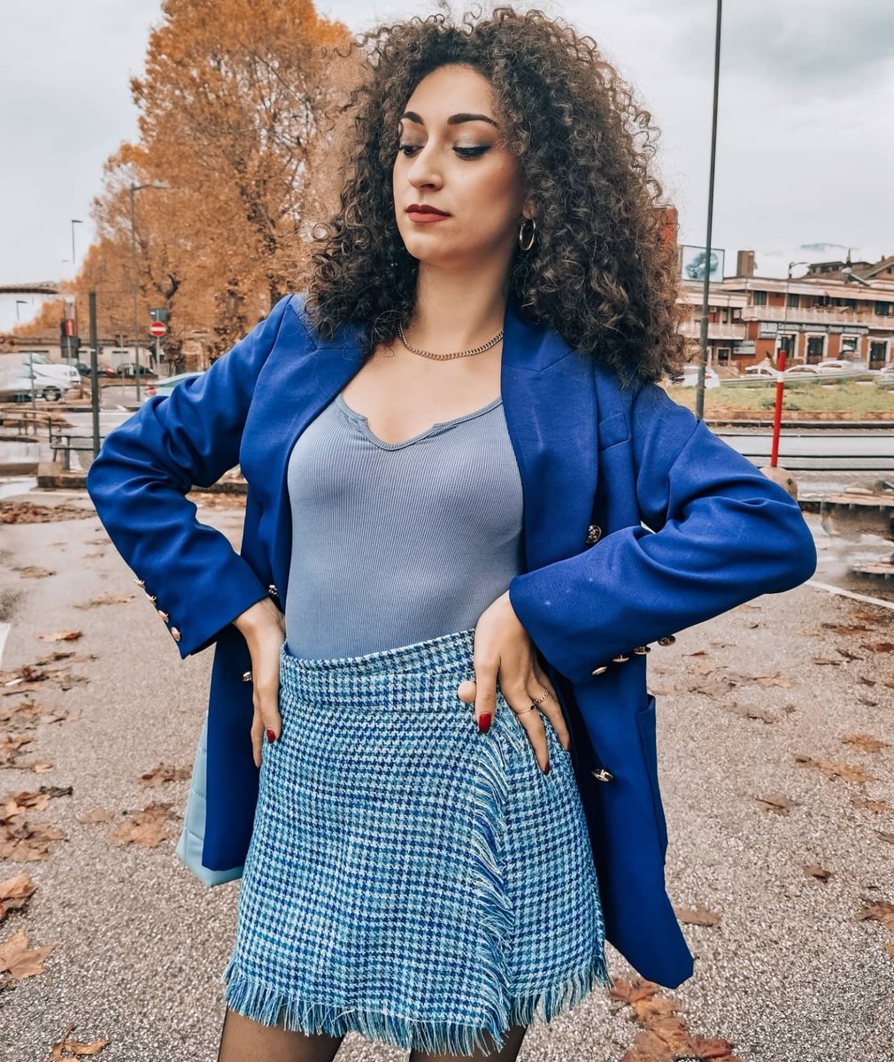 purshcollection's tweet photo. Do you get the "autumn blues?" Well - THIS gorgeous look is what we're talking about! 💙💙💙

Our favorite @ fofyalfo92 on IG with the Camille bag in Sky Blue. (The bag comes in 4 colors and 2 sizes)

https://t.co/SH8yU9dvAT https://t.co/R5cJGlaJZh