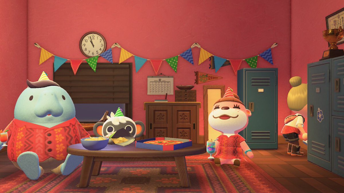 MajusArts's tweet photo. Oh no an after work party.
#iWantToGoToBed #TGIFiguess https://t.co/pZcfHAjUca
