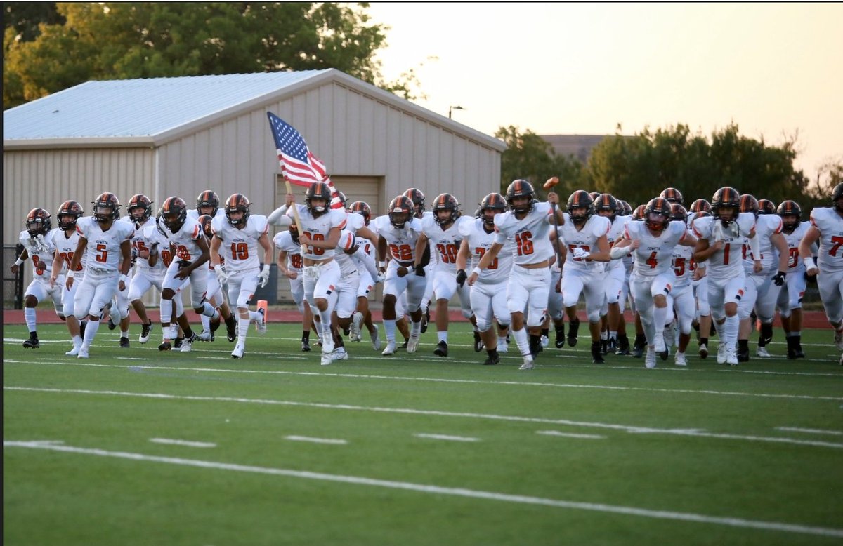 This is why you play HARD every snap.. 212 TIGERS ALWAYS. I need 4 more weeks of this. It starts tonight. A brotherhood @CadenceDenton <a href="/EainWilliams/">Eain Williams</a> <a href="/Nathan_maledon/">Nathan Maledon</a> <a href="/Ford_Mason1/">Mason Ford</a> <a href="/CarsonFlanary/">Carson Flanary</a> <a href="/Mav_McCollough/">maverick.mccollough</a> <a href="/calebph89625928/">caleb phillips</a> <a href="/MichaelFletch4/">Michael Fletcher</a> <a href="/gramafied7/">Justis Grammar</a> <a href="/lukemorgan71/">luke morgan</a> @w_mason22