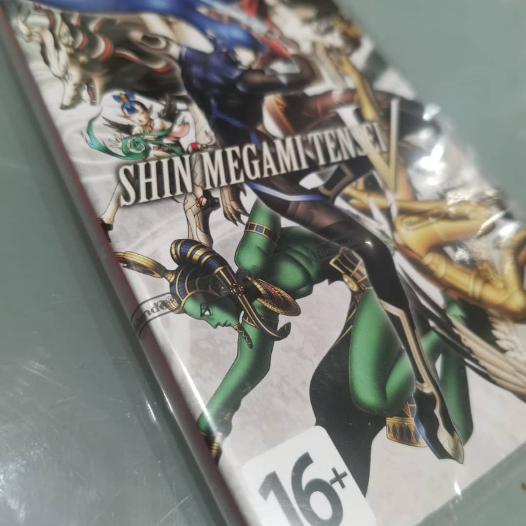 PleaseTmtd's tweet photo. Finally!!! 7 long long years after smt4... Can't wait to play it!!! 

#ShinMegamiTenseiV #ShinMegamiTenseiEnGAME #ShinMegamiTensei #smt #smt5 #jrpg #atlus https://t.co/PqtYLJyA1T