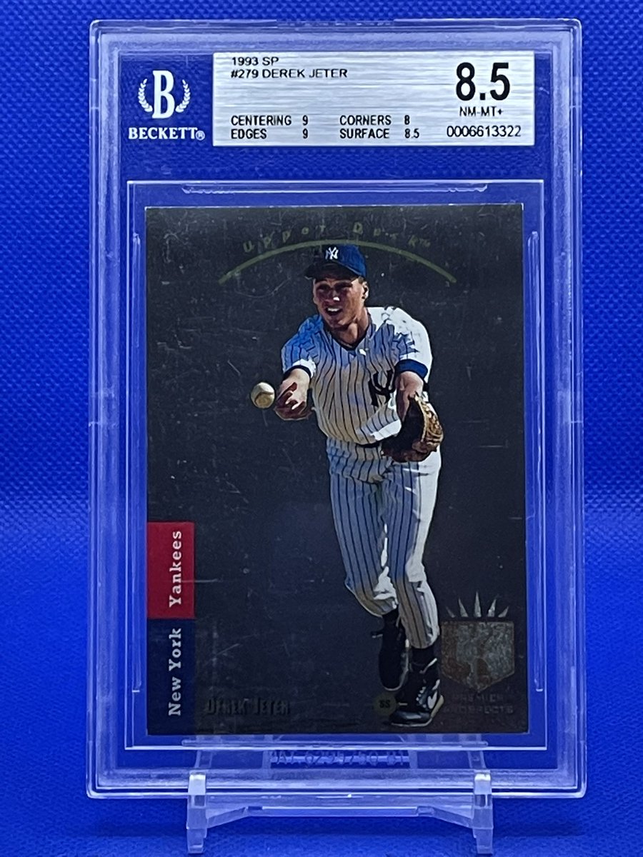 atc2448's tweet photo. #RandomBaseballCard Post
1993 #UpperDeck SP #DerekJeter #Rookie #Beckett #Graded 8.5
#NYYankees #Yankees #MLB
#BaseballCardCollecting https://t.co/qTkcom07a6
