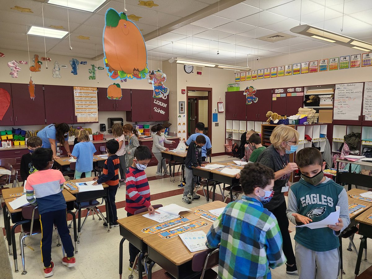 Our How-To Writing gallery walk. @Joglush <a href="/bethelspringsgv/">BSES</a>