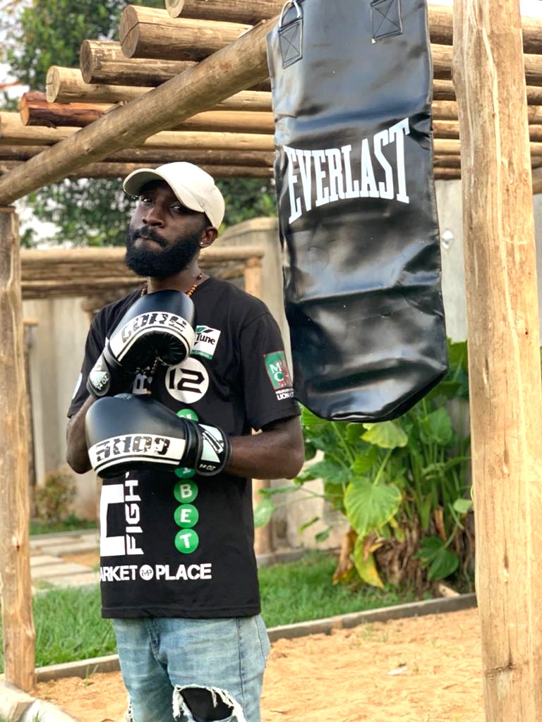 marogenius256's tweet photo. Most people love me some hate me, People play me dirty play my family,
Oluwa Jah Jah little come and bless me 🤲 Man ah not nice ❌ Man ah not nice ❌ Bad Man a star mbakumako fire 🔥 big up ma good friends more fire 🔥 ah dis one big 🥊🥋 fire 🔥
@GodFirst🤲
@DonPablo💪 https://t.co/k7mDLaT1Z0