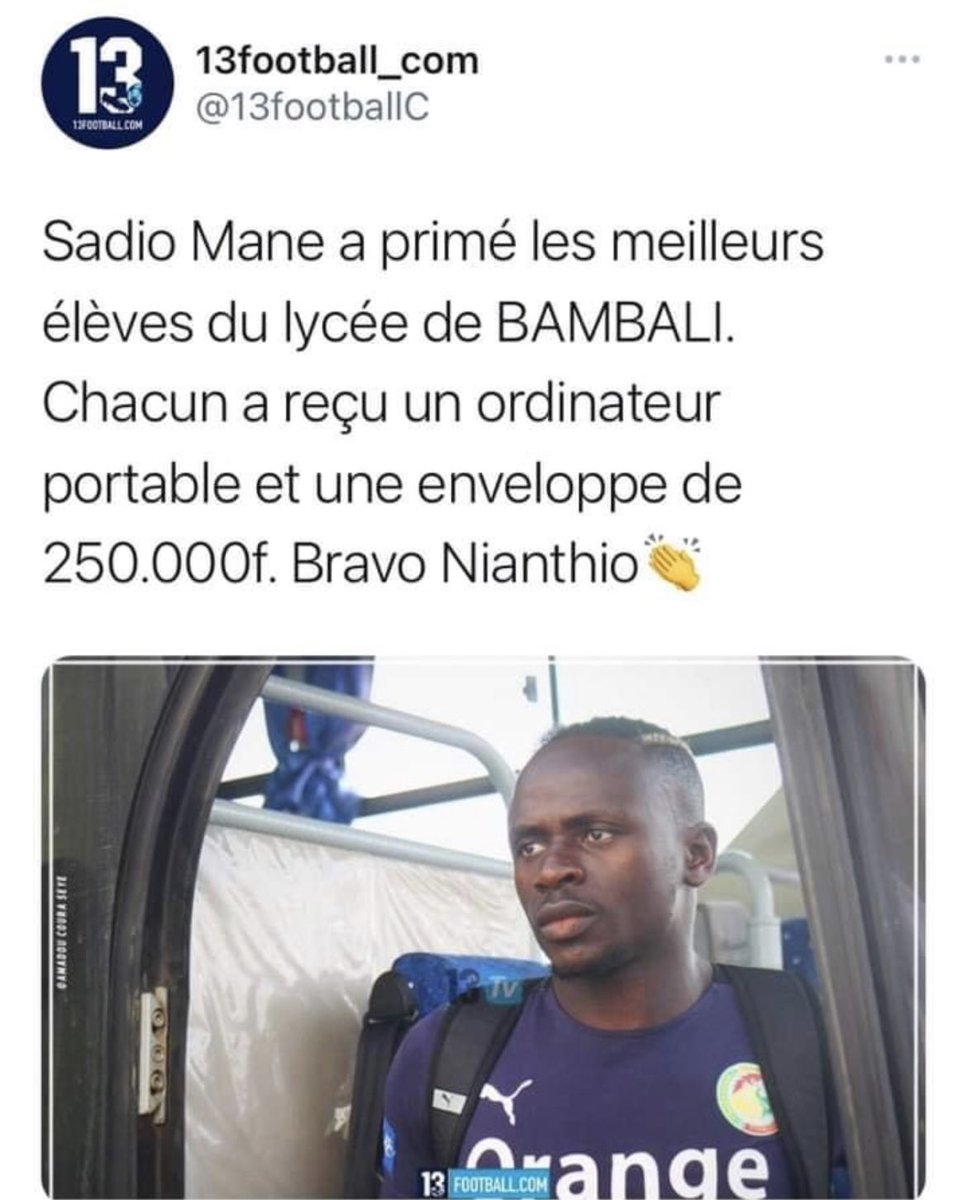 MabeyeGueye's tweet photo. ❤ Sadio Mane fait encore parler de lui en dehors des pelouses.En effet le ballon d'or africain 2019 a primé les meilleurs élèves du lycée de son village natal de BAMBALI. Chacun a reçu un ordinateur portable en plus d'une  enveloppe de 250.000F

MERCI SADIO 💪🏿❤🦁🇸🇳😍 https://t.co/kFnu44td1e