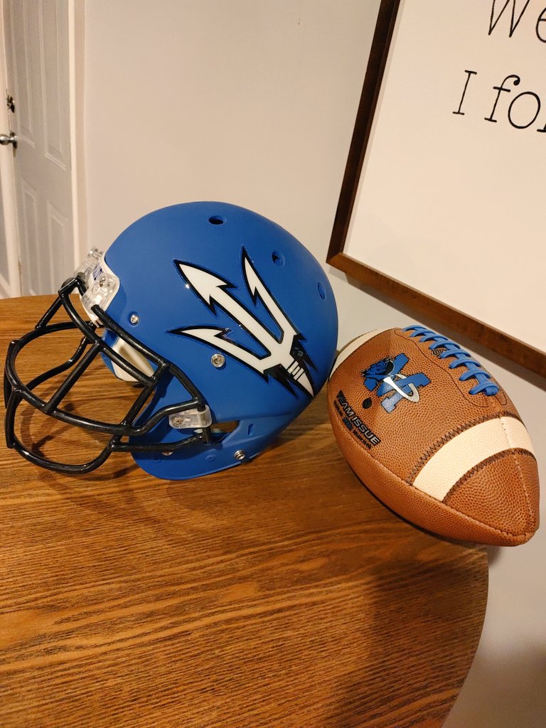 CedarwoodTavern's tweet photo. #bluedevilforlife https://t.co/bDXKKWbPhL