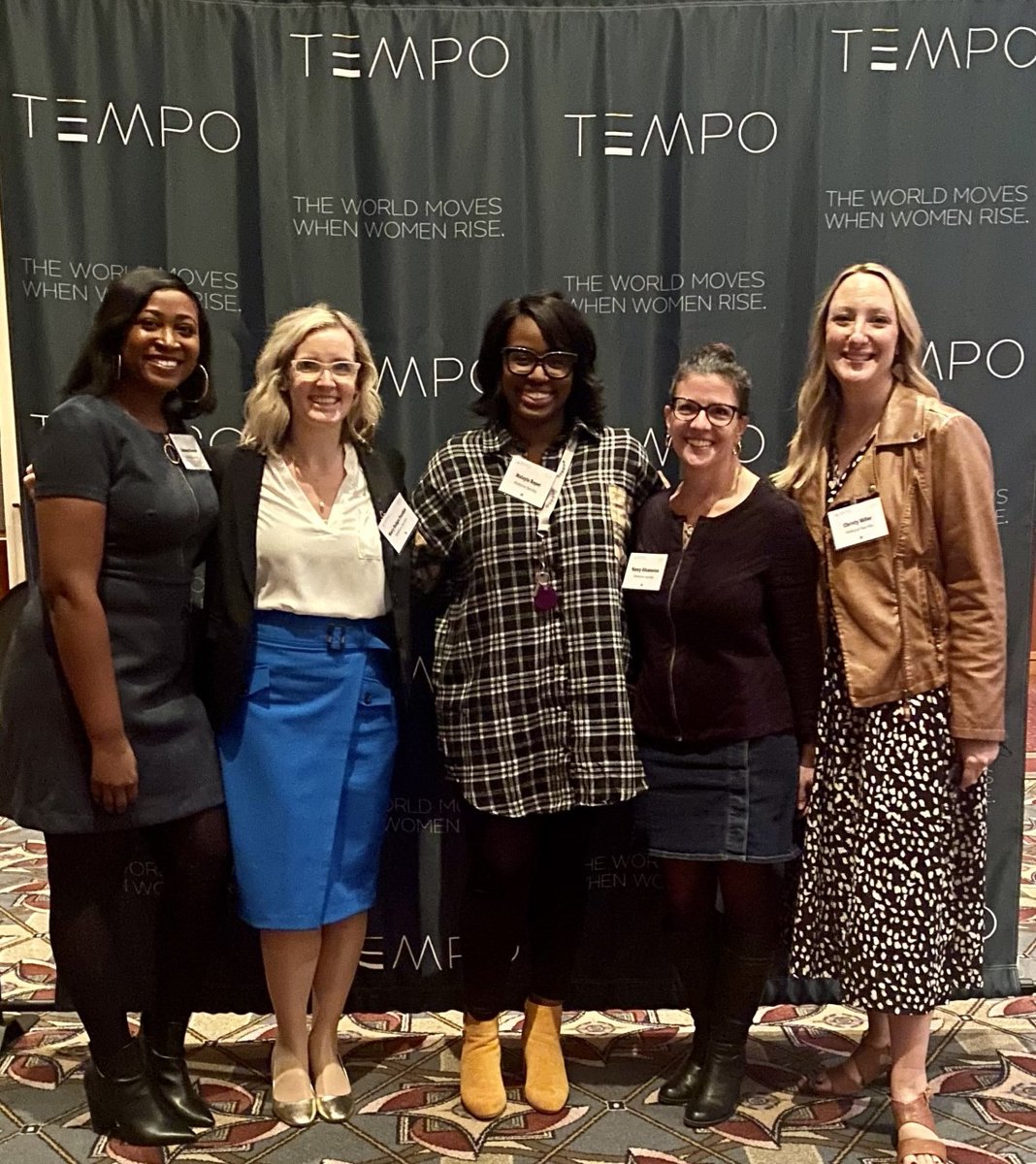 PEARLS_MKE's tweet photo. Our leadership team is thrilled to be attending @TEMPOMilwaukee Annual Leadership Event!
#TEMPOLeadership #TEMPOMilwaukee #PEARLSproud https://t.co/vsAxz4l1Vz