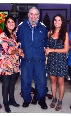 monroeyfrida's tweet photo. Karol, Camilita....dejen de hacer show, sólo se hunden más, su carerajismo no tiene límites!!!! Todos sabemos de su sueño bolivariano para Latinoamérica. Junten hipoglos no más. https://t.co/77EwP39x3f