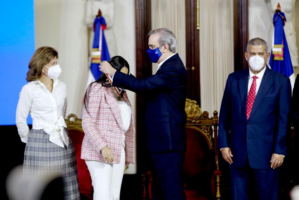 Carolina Serrata tweet media