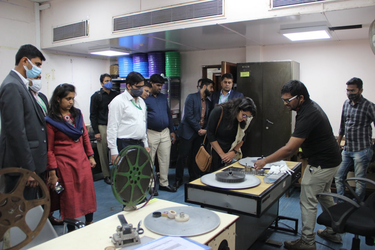 iis_now's tweet image. IIS 'A' OTs visited the @NFAIOfficial : Preserving the heritage of Indian Cinema.
Also had a wonderful interaction with Shri Prakash Magdum Sir(NFAI Director) and Shri Guru Prasad Sir (OSD National Film Heritage Mission)..!!
@IISExpress
@IIMC_India
@MIB_India
@FTIIOfficial