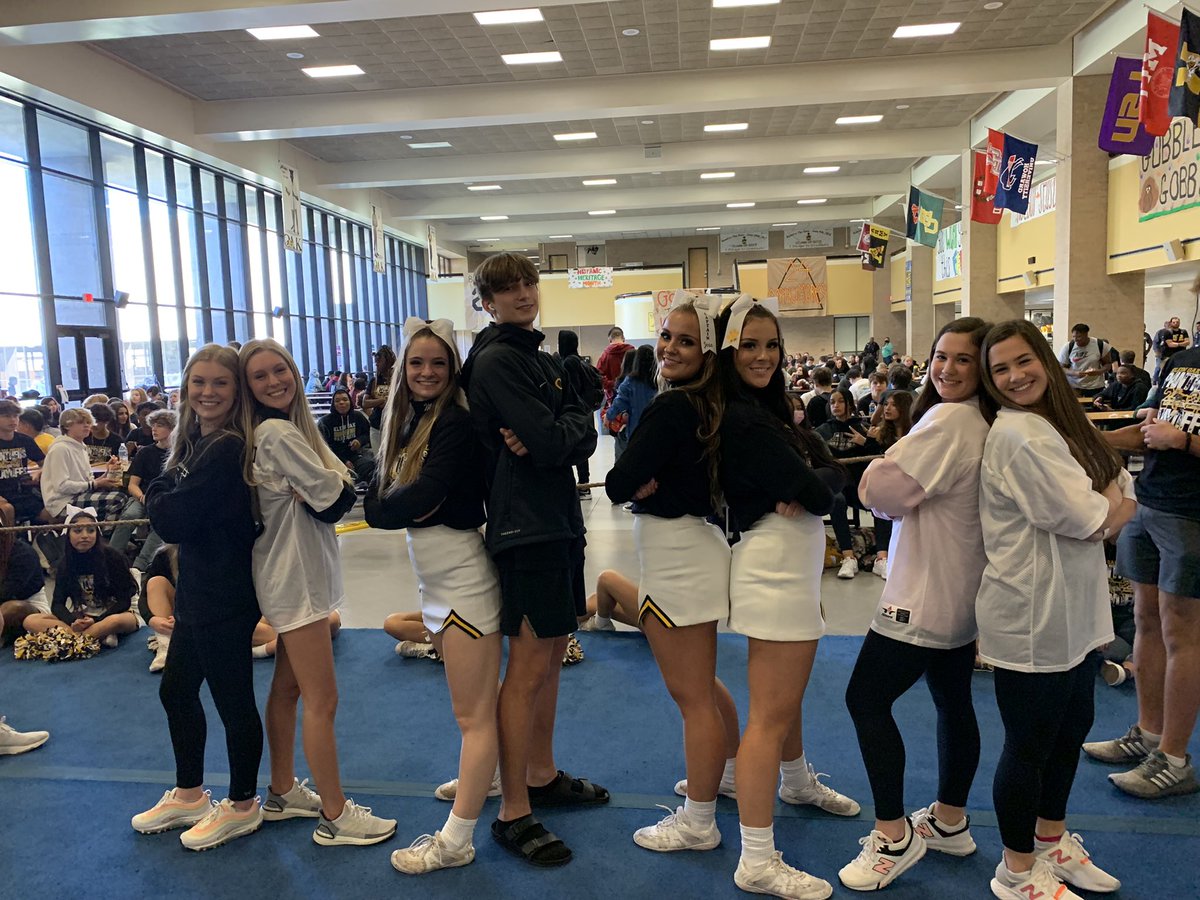 Thomas Hensley tweet media