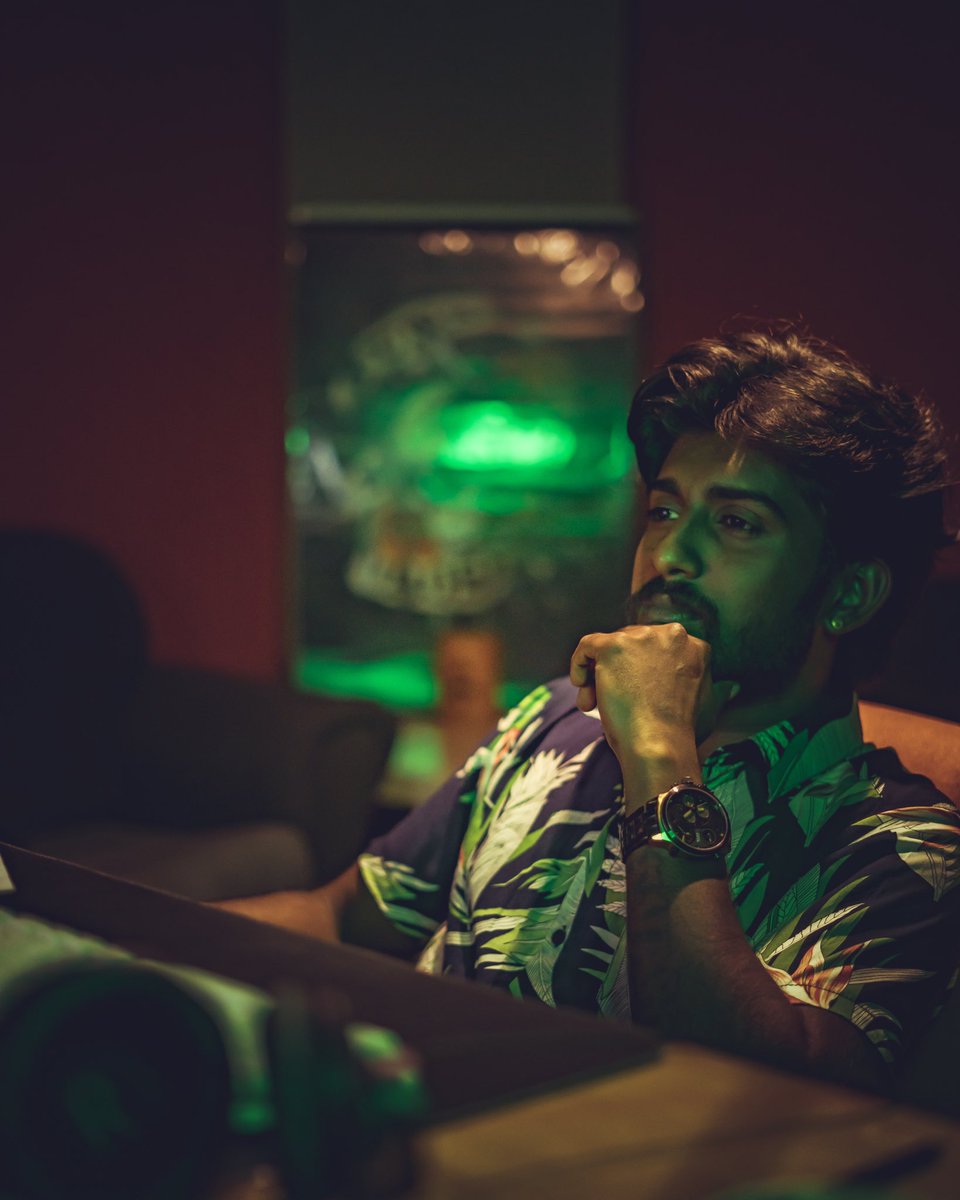 DRJINFINITY's tweet photo. "Shoot for the moon. Even if you miss, you’ll land among the stars." –Les Brown

Photo 📸 @iamnavin_k 

#drjinfinity #dream #big #cinematographer #direction #editing #musicvideo #comingsoon #manasare #buggimaan #iamnavink #goals #dontgiveup #passion https://t.co/0EnlmN4U6A