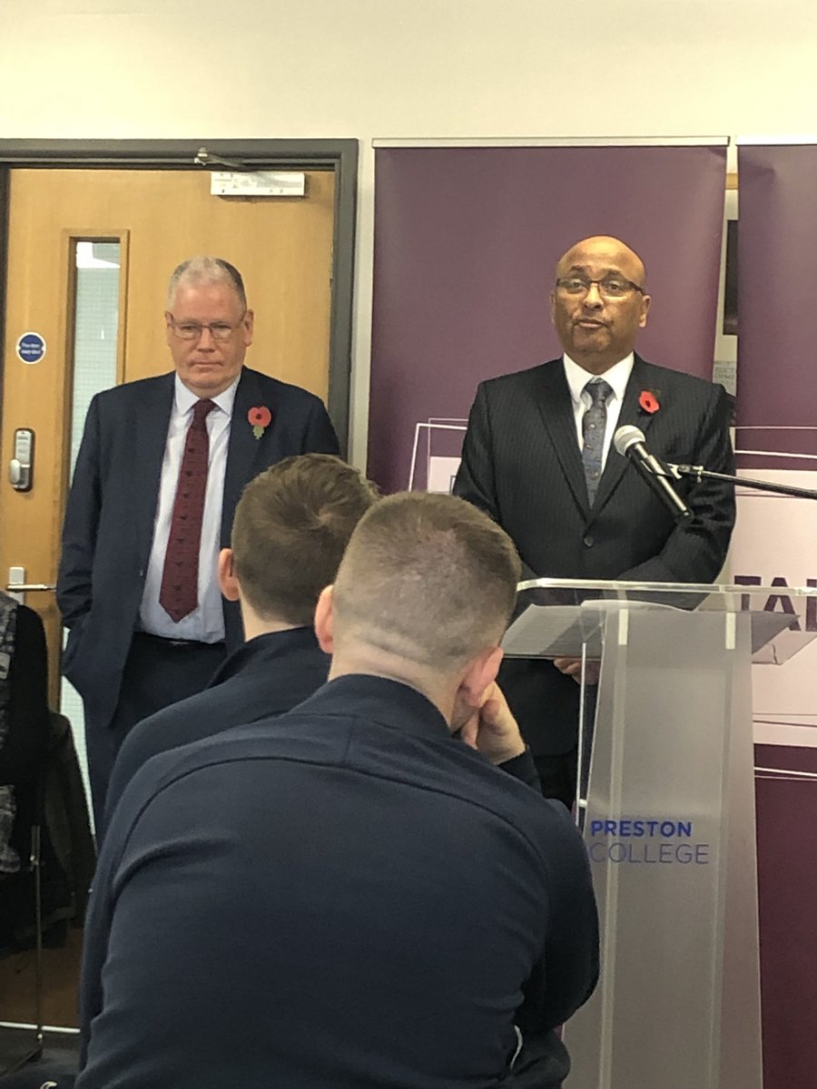 RachelCoupe1's tweet photo. #PrestonYouthHub Launch event at @PrestonCollege today. Great to hear how #BBOworks from our  #InvestInYouth partner, Emma Shaw @placesforpeople and see Maira from @LancsMind, Stan from @afcfct, @DaleHesketh1, &amp; @MpHendrick 
#TNLComFundESF @SelnetLtd https://t.co/1PDGpLud5u