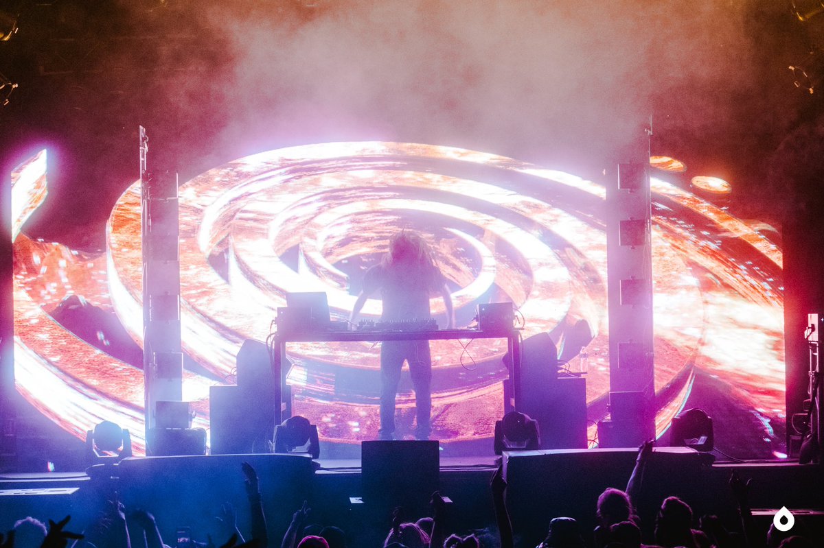wavlux's tweet photo. WE ARE 1 WEEK AWAY FROM @mersivsound AND @SmoaklandBeats IN TAMPA ๐ฎ Thank your to everyone that has bought tickets already, this will be the show of the year ๐ค Secure your tickets now because these will sell out ๐
#tampaedm #rave #mersiv #flparty #bass #bassmusic #music https://t.co/ALuP3LK4qh