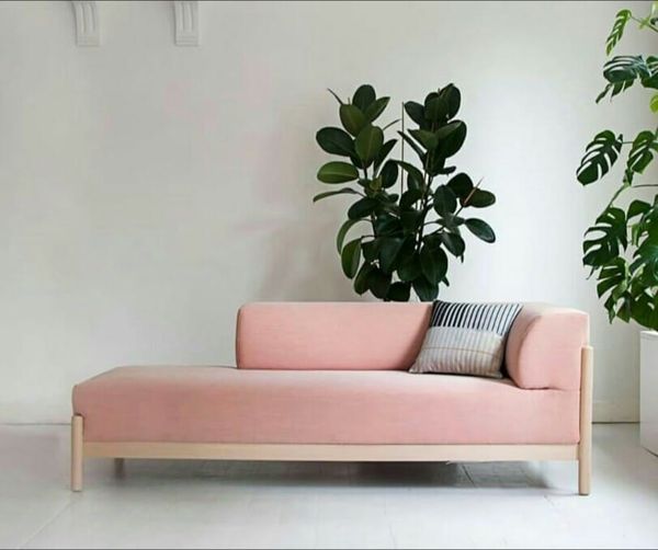 ValpinoDesign's tweet photo. Like, Retweet y participa para llevarte uno de estos bonitos Chaise de la marca Valpino Design. https://t.co/gtUEARXvgg