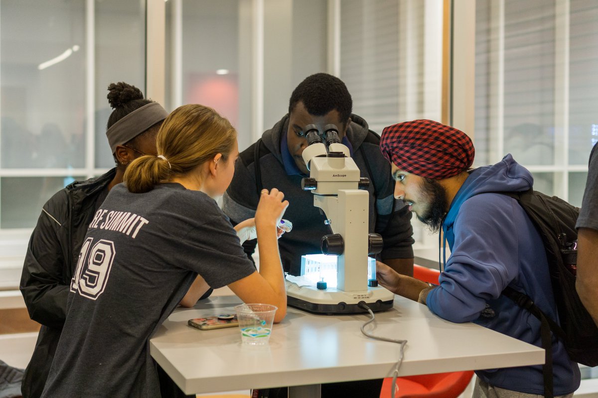 UMDscience's tweet photo. The BioFIRE living-learning program offers incoming biological &amp; chemical sciences students a community that cares.

"BioFIRE provided me with solid ground on campus," said Manuella Djomaleu (B.S. ’20, @umdbiosci).

More on how BioFIRE helps STEM students: https://t.co/3L4nOP1uro https://t.co/kc5kGPQDP5