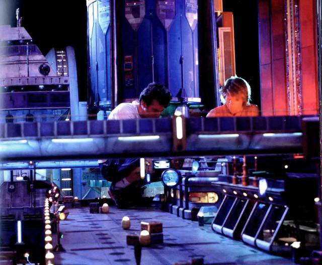 rebelrealcanon's tweet photo. Hey guys! What about a reminder that the #StarWars prequels won awards for its use of miniatures, and that there were so many practical effects that I can't find a single shot that consists of pure CGI?? #PrequelAppreciation #realcanon https://t.co/JuYg2b9Upj