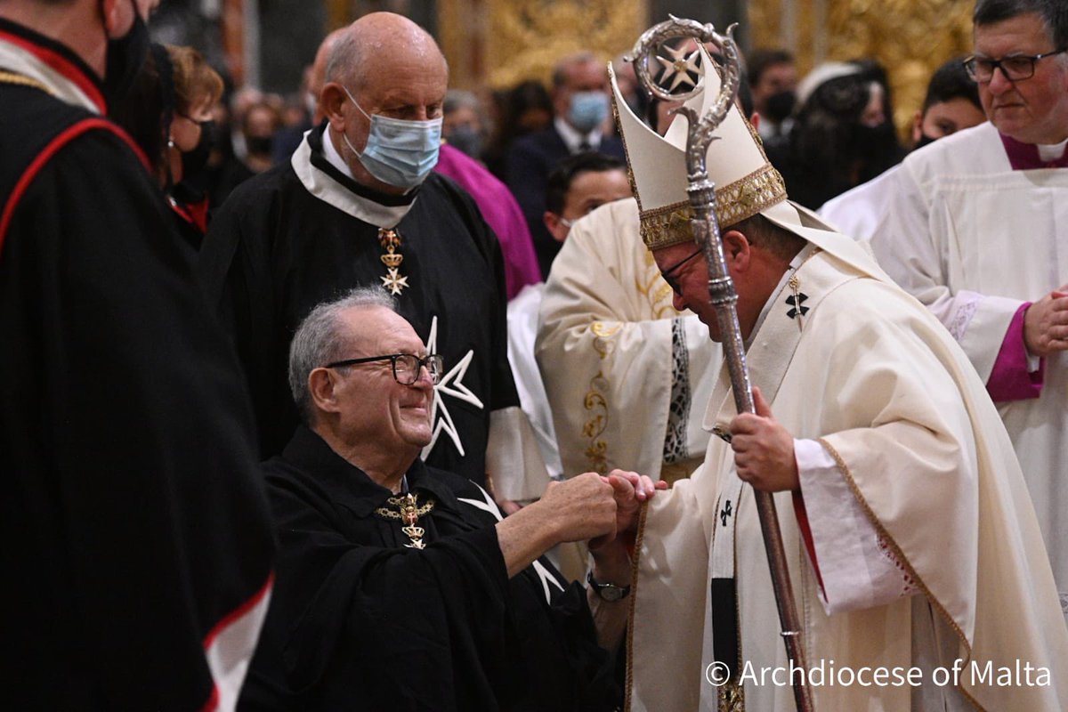 Bishop CJ Scicluna Twitter: "Prayers for the rest in the Lord's merciful embrace for Fra Matthew Festing, former Grand Master of SMOM, who died today, 12 November 2021. Requiescat in