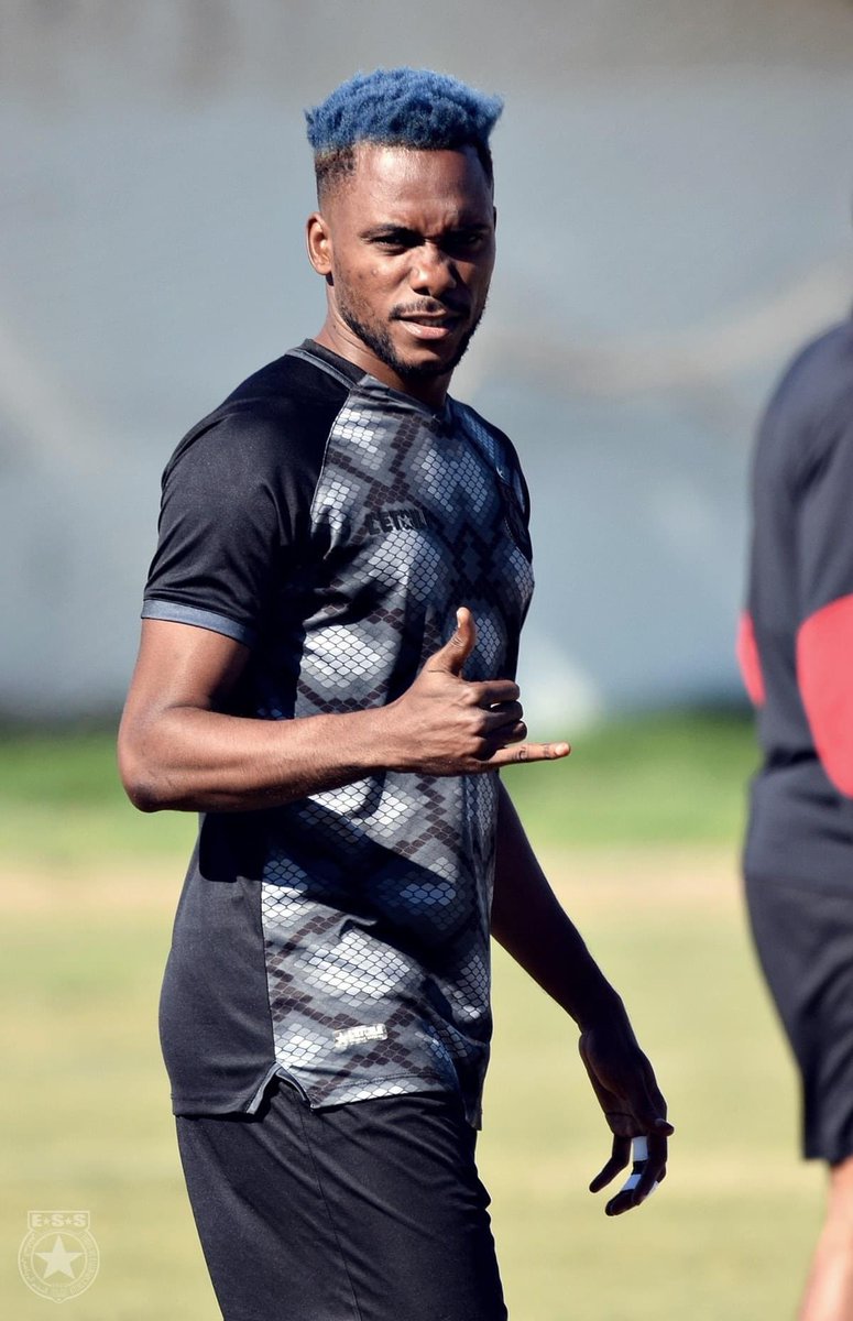 VBongonga's tweet photo. 🤙🏾 https://t.co/15TJCXCkwT