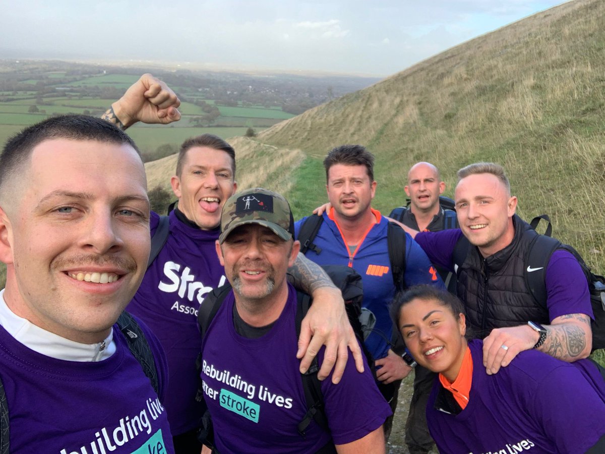 CrawleyFire999's tweet photo. After long delays due to the pandemic crews have begun their long walk for @firefighters999 and @TheStrokeAssoc They left Crawley at 0600hrs and are approx 2/3 of the way to Brighton. After a brief stop off for refreshments at @WSFRSHHeath they’re back on the march. https://t.co/GLXzqCB7yE