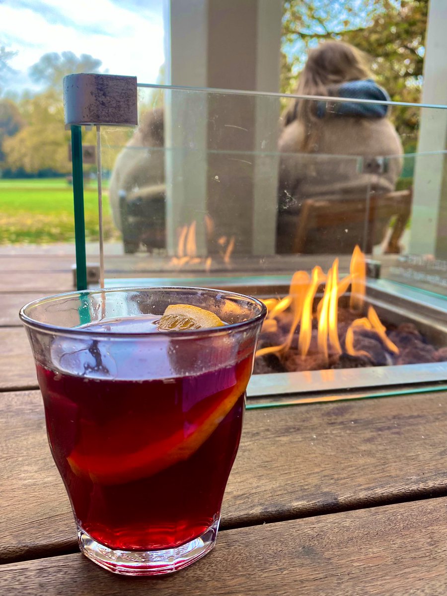 Informed_Plus's tweet photo. When the team #anticipates the upcoming #lockdown you need to celebrate the results of this week! Gluhwein in the backyard…#WorkFromHome #cosy #visityourownbackyard https://t.co/ZxzLCcUdVD
