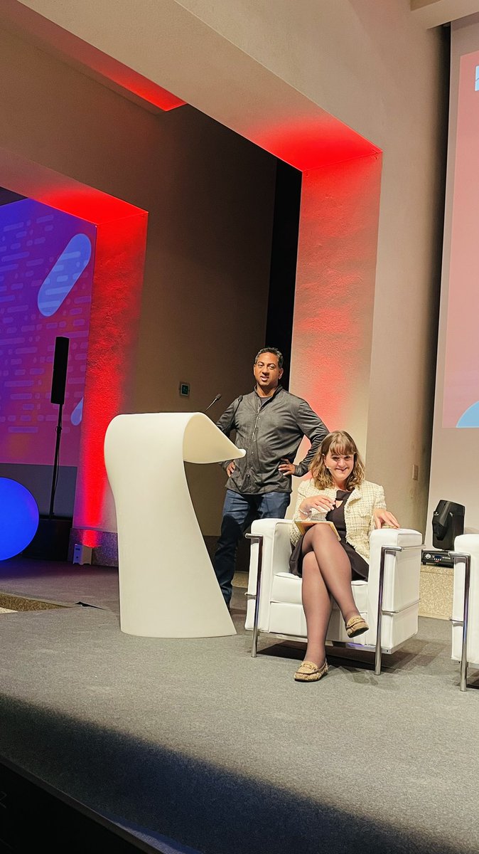 AShindore's tweet photo. @DigitalRajNYC showing how “threat bias” clouds our mind and increases anxiety. @personalzenapp by Wise Therapeutics is a solution to look out for. #FH21 https://t.co/1oEVPEl9z6