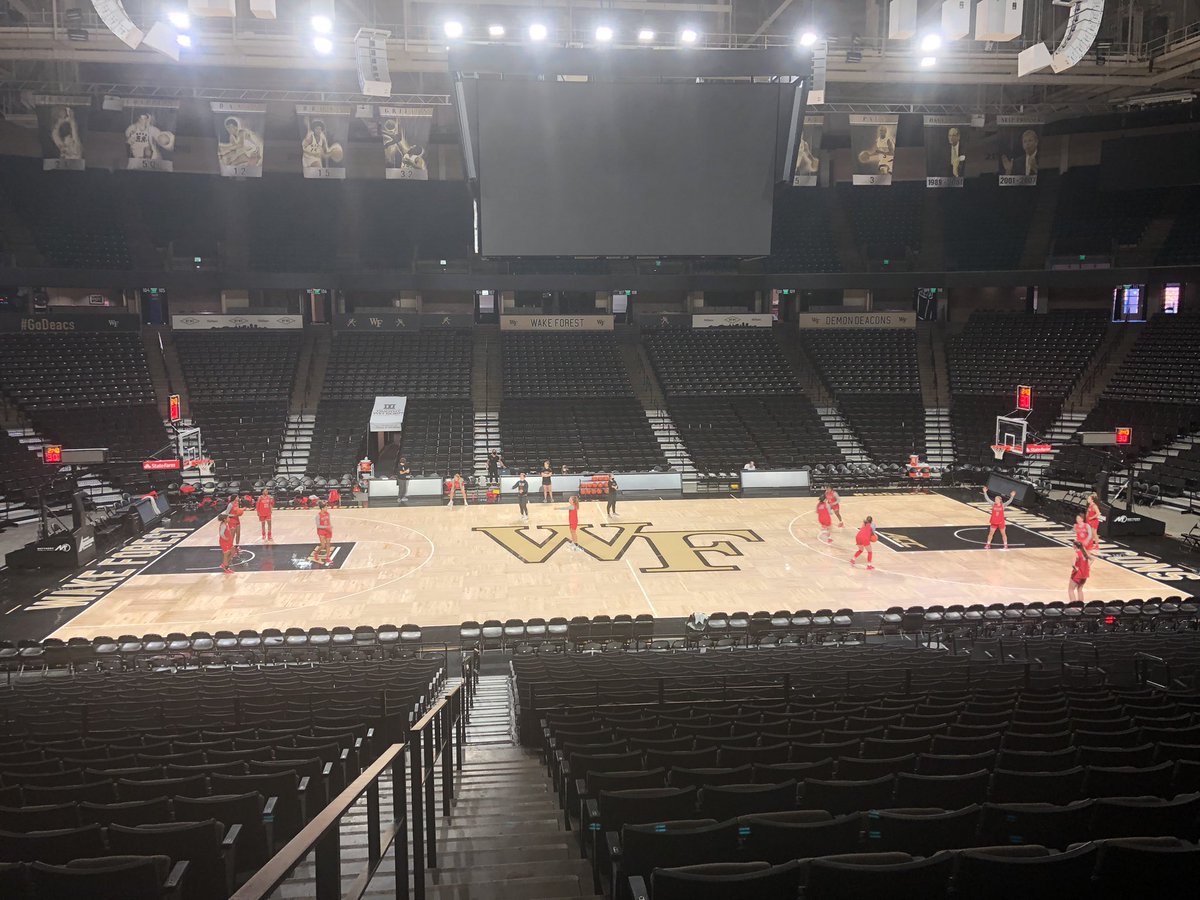 CornellSports's tweet photo. ✅ Photo with the Demon Deacon
✅ Pregame shoot-around
🔜 Game against Wake Forest

#YellCornell https://t.co/r7x7N4LM9b