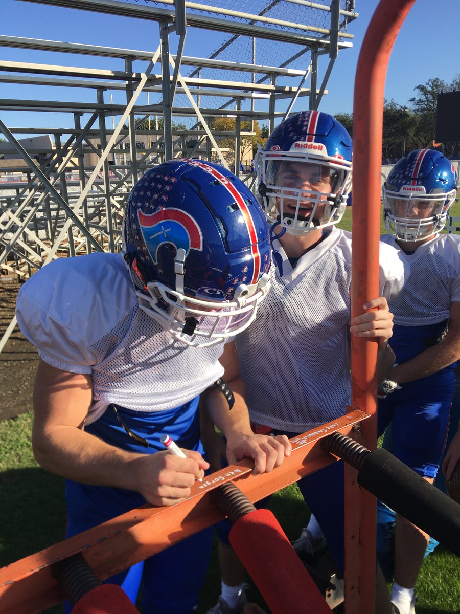 CoachMayTCA's tweet photo. Prairie Dogs send off for 2 amazing SRs @LukeTredennick @ben_sorgen signing the jungle sled &amp; ropes They provided amazing leadership on and off the field &amp; will be greatly missed They will be sharp arrows in the world! @TCAAddisonFB @HC_Hayes @J_Clint ✝️🙏🥲 https://t.co/YQKYH4PgSM