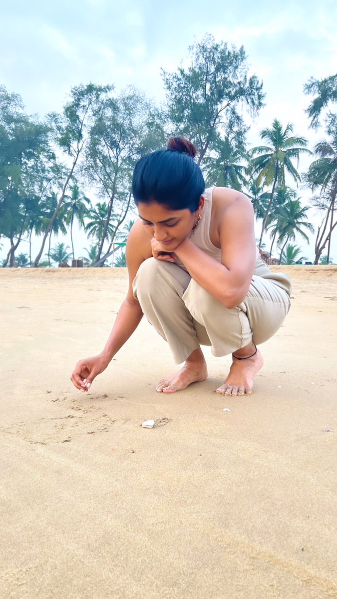 YoursEesha's tweet photo. 🐚 https://t.co/QBQxQoP5c9