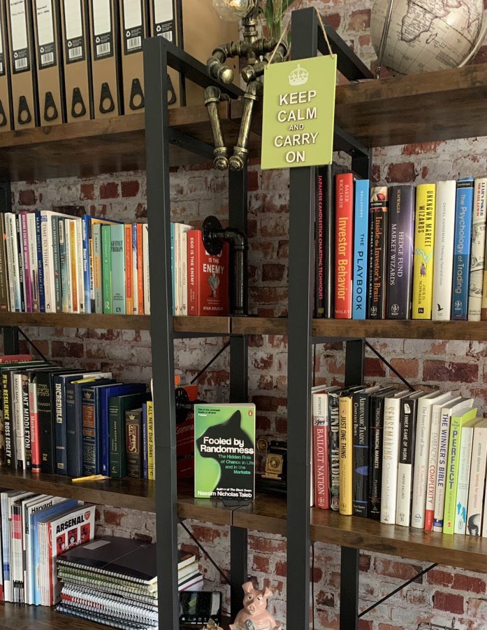 Alphamnd101's tweet photo. Fooled By Randomness’ by @nntaleb is 20 yrs old next month. 

I believe it’s the most inciteful book you‘ll ever read about markets, risk, and how you act in markets.

That’s why it’s #1 on my suggested reading list for new clients and has pride of place on my bookshelf https://t.co/Q2X292h9nS