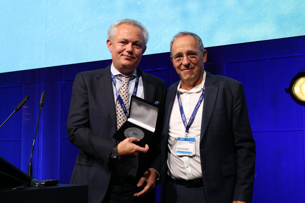 European Association of Urology (EAU) (@uroweb) on Twitter photo Emotional moments at #ERUS21 as <a href="/alexmottrie/">Alex Mottrie</a> is awarded the John Wickham Award for his contributions to robotic urology. Emotional moments at #ERUS21 as <a href="/alexmottrie/">Alex Mottrie</a> is awarded the John Wickham Award for his contributions to robotic urology.