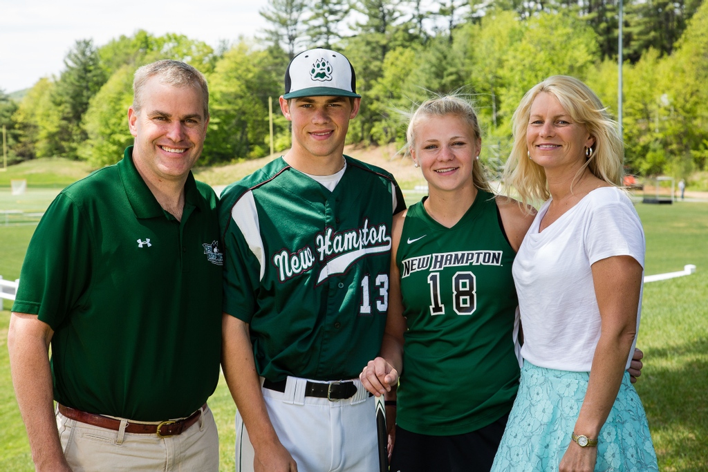 NHSHuskies tweet picture
