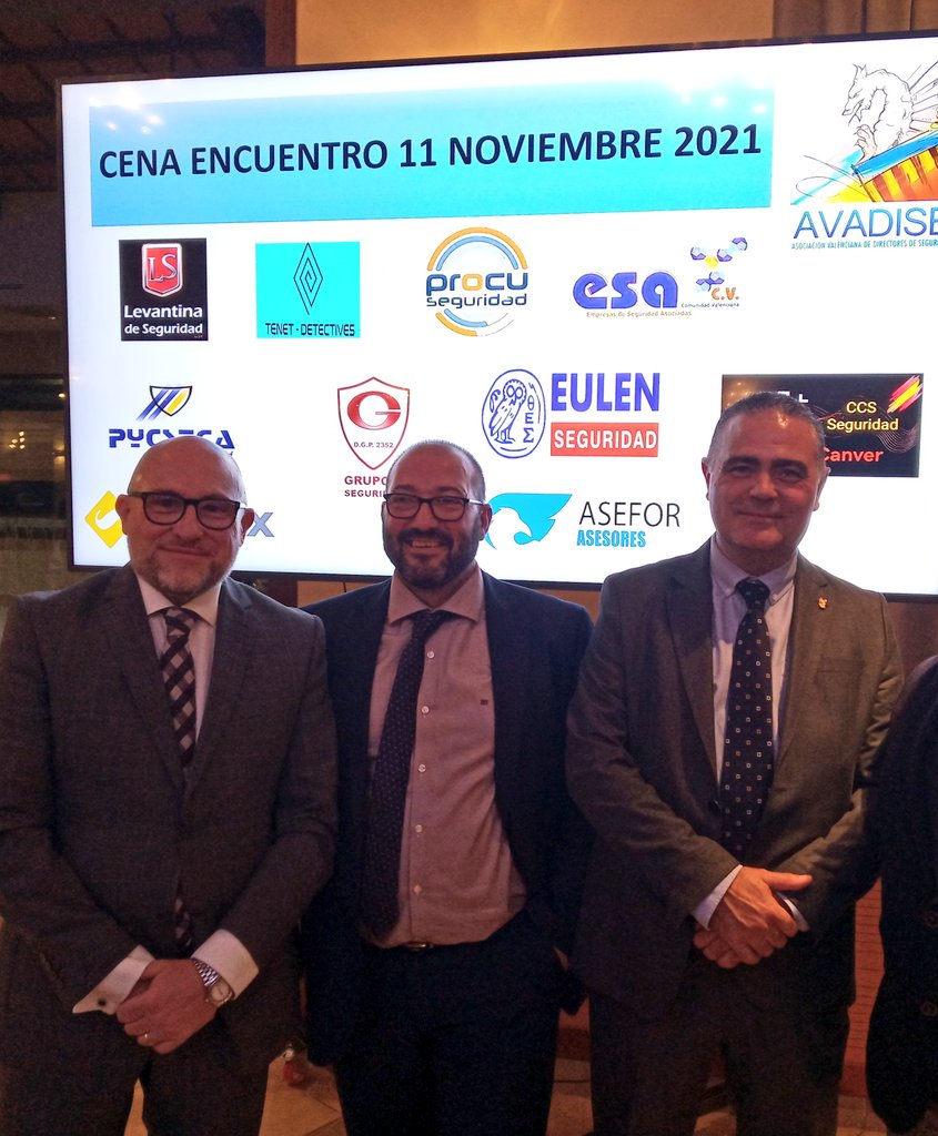 ESA_CV's tweet photo. Cena encuentro anual de AVADISE COMUNIDAD VALENCIANA.
ESACV asistió al evento cómo asociación patrocinadora, donde estuvo presente el Subdelegado de gobierno de Valencia y mandos de la Policía Nacional departamento de Seguridad Privada y Guardia Civil https://t.co/ECyBbELFUj