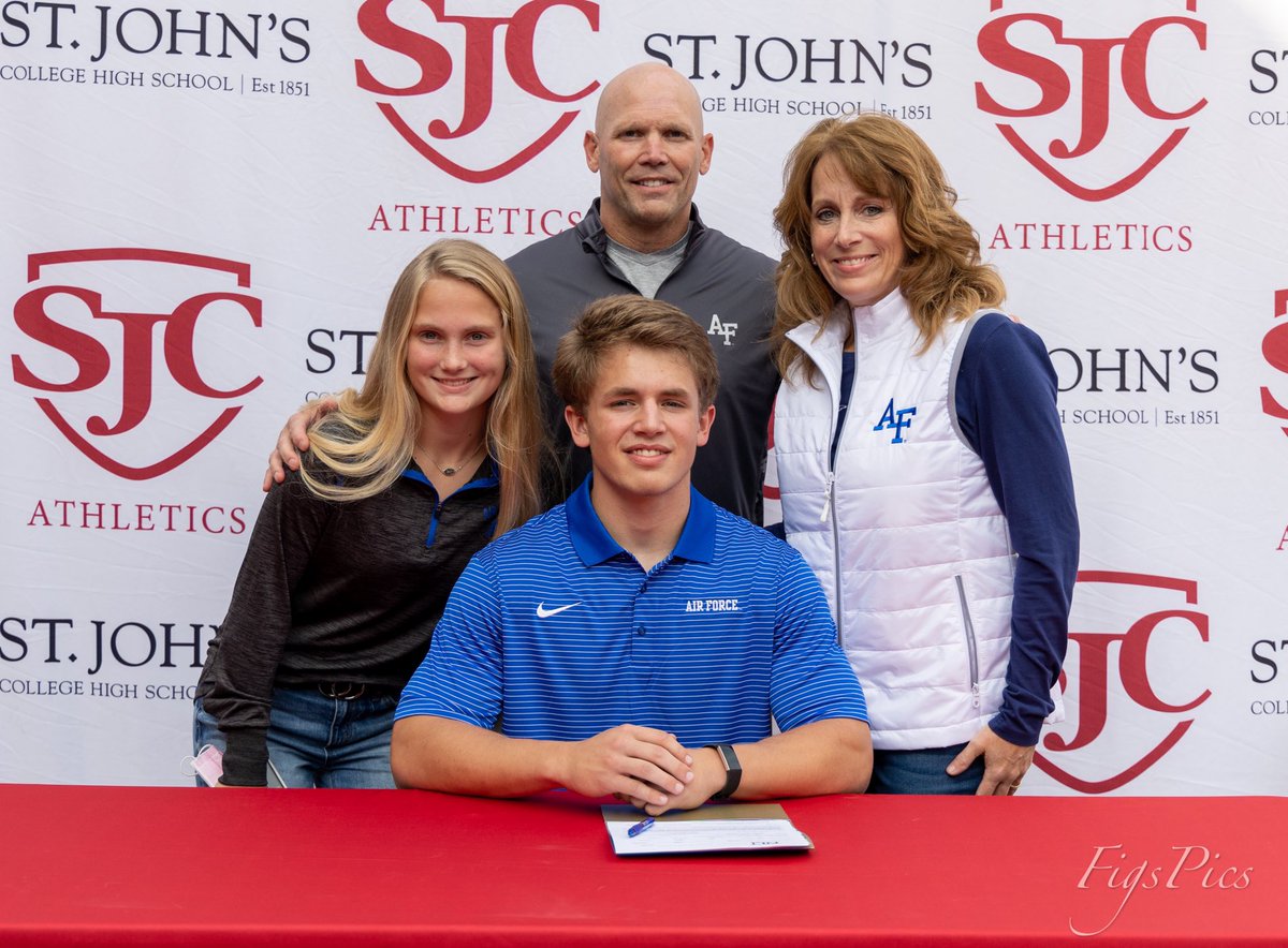 LaxSjc's tweet photo. Congrats to Blake and the Boyd Family on his official commitment to the Air Force Academy.  We look forward to watching you compete in the new ASUN conference.  Future is BRIGHT!! #USA, #Hard-nosed, #HWPO, #NLISigned 

Aim High…Fly - Fight - Win https://t.co/ytvxsKshEJ