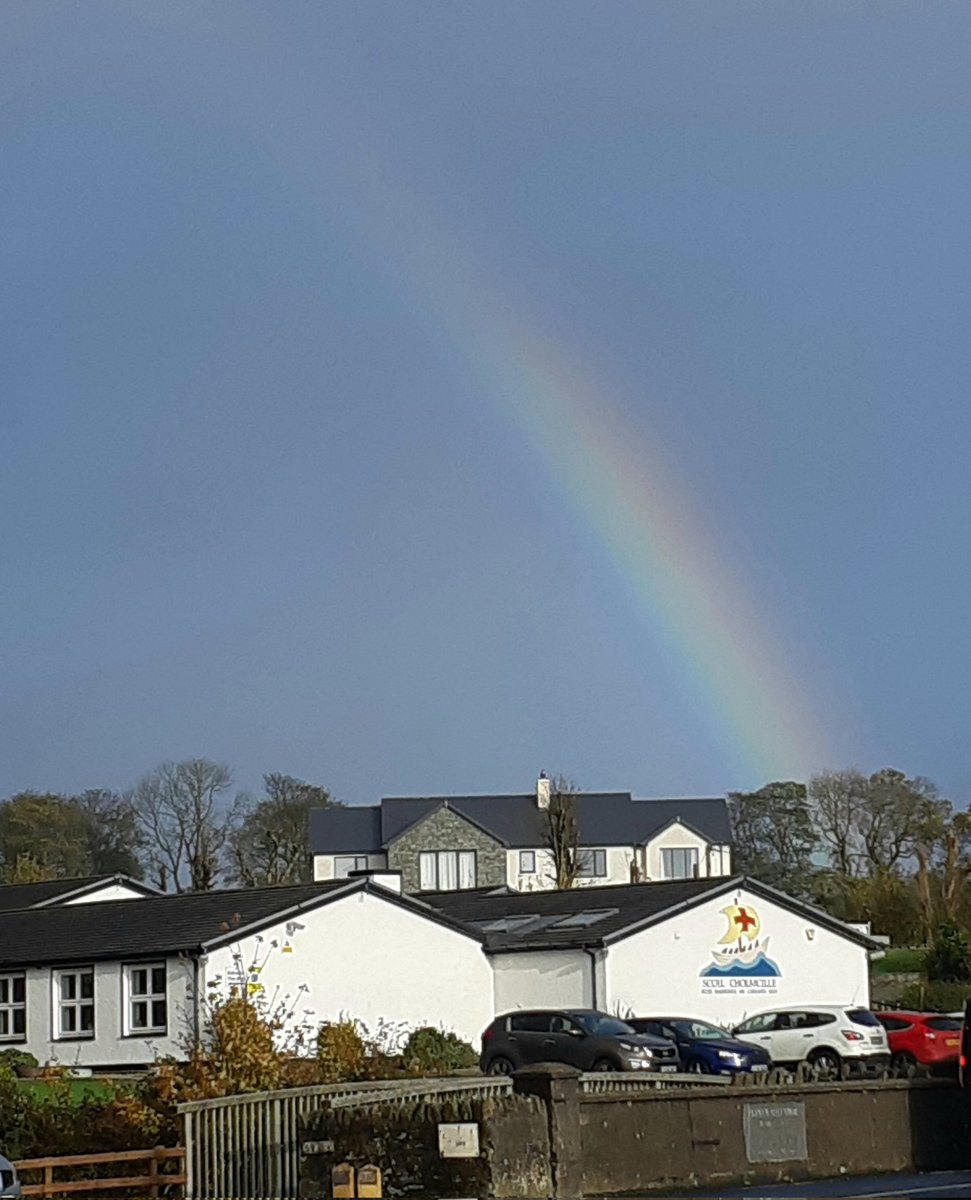 jennifermclaugh's tweet photo. Where the magic happens! #tuarceatha #somewhereovertherainbow @scoilcc86 https://t.co/OYzfh2ZWQr