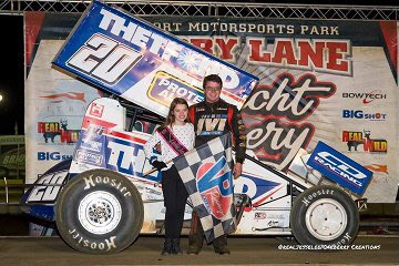 RaceMaxims's tweet image. Anthony Macri took the final URC Sprint Win of the season at Bridgeport Speedway. #racemaximswinner #repeatwinner