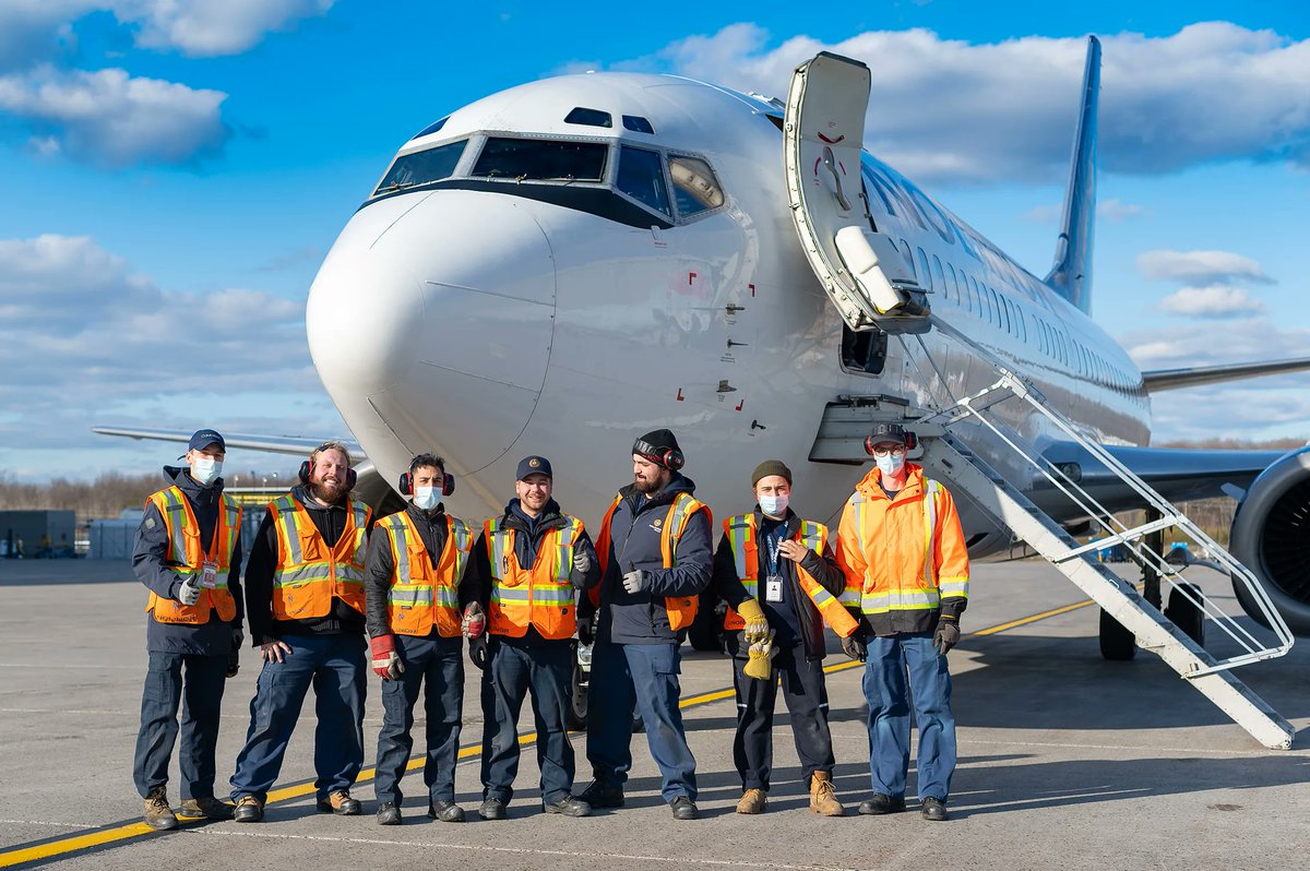 nolinoraviation's tweet photo. Special shout out to our #groundteam
Whether it's sunny, rainy, or windy, you are always there to save the day with your efficiency, your #teamspirit, and your smile.
Thank you for your daily dedication.
Click here to join the #team: https://t.co/H3pZuJc3WZ
#rampagent #aviation https://t.co/yqQwUiyIVz