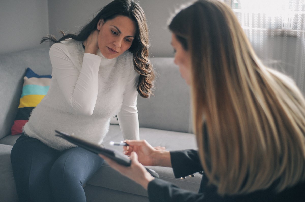 mygeneteam's tweet photo. MyGeneTeam Genetic Counselors have access to language interpreters for patients who require appointments in the patient’s preferred language. #MGTeam #GeneticCounseling #access #flexiblecounselingservices https://t.co/3Trj0o2ESG https://t.co/2wOXlaTbKV