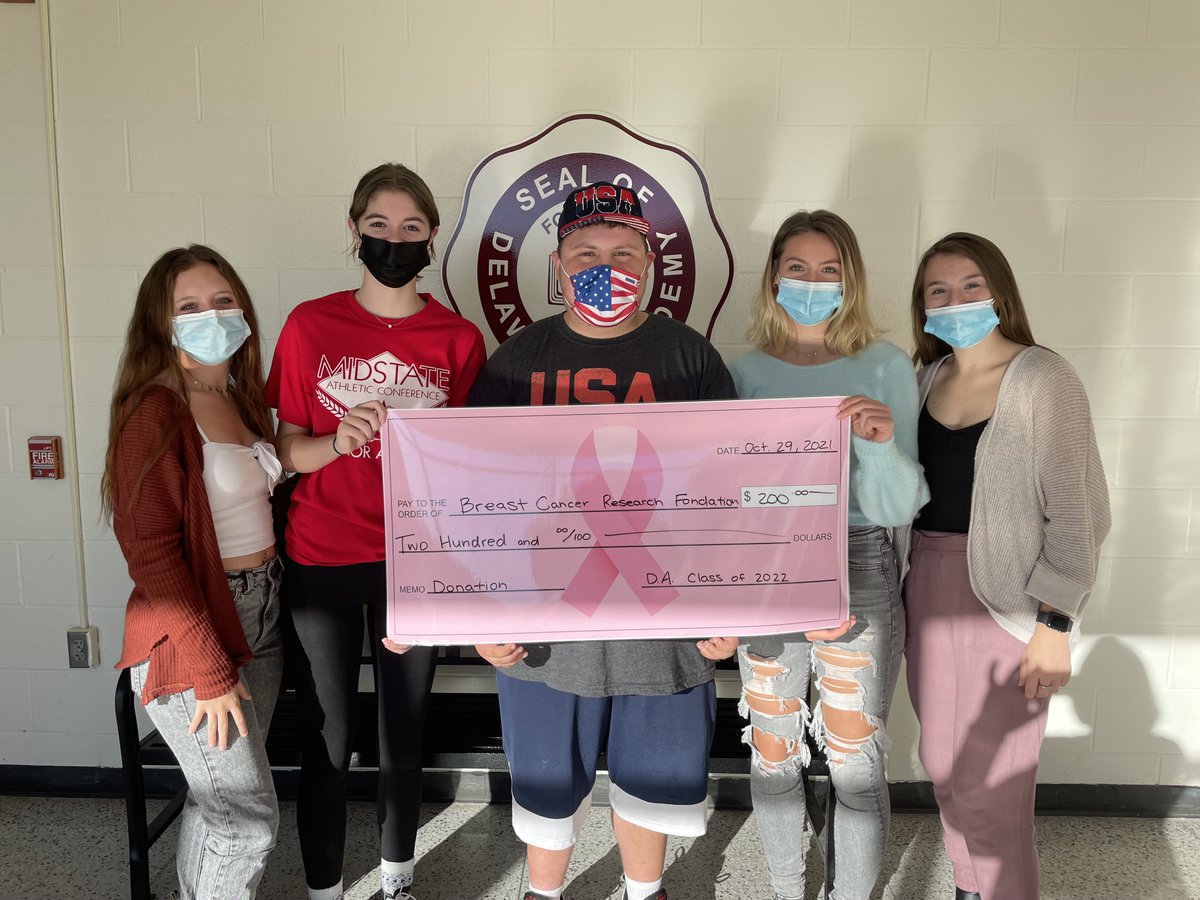DelawareAcadCSD's tweet photo. DA Class of 2022 presenting their donation for the Breast Cancer Research Foundation of $200 collected during the first annual Powder Puff football game.
#BulldogsAreBack #breastcancerawareness #delhny #classof22 #delawareacademy https://t.co/j7FOfv3zgq