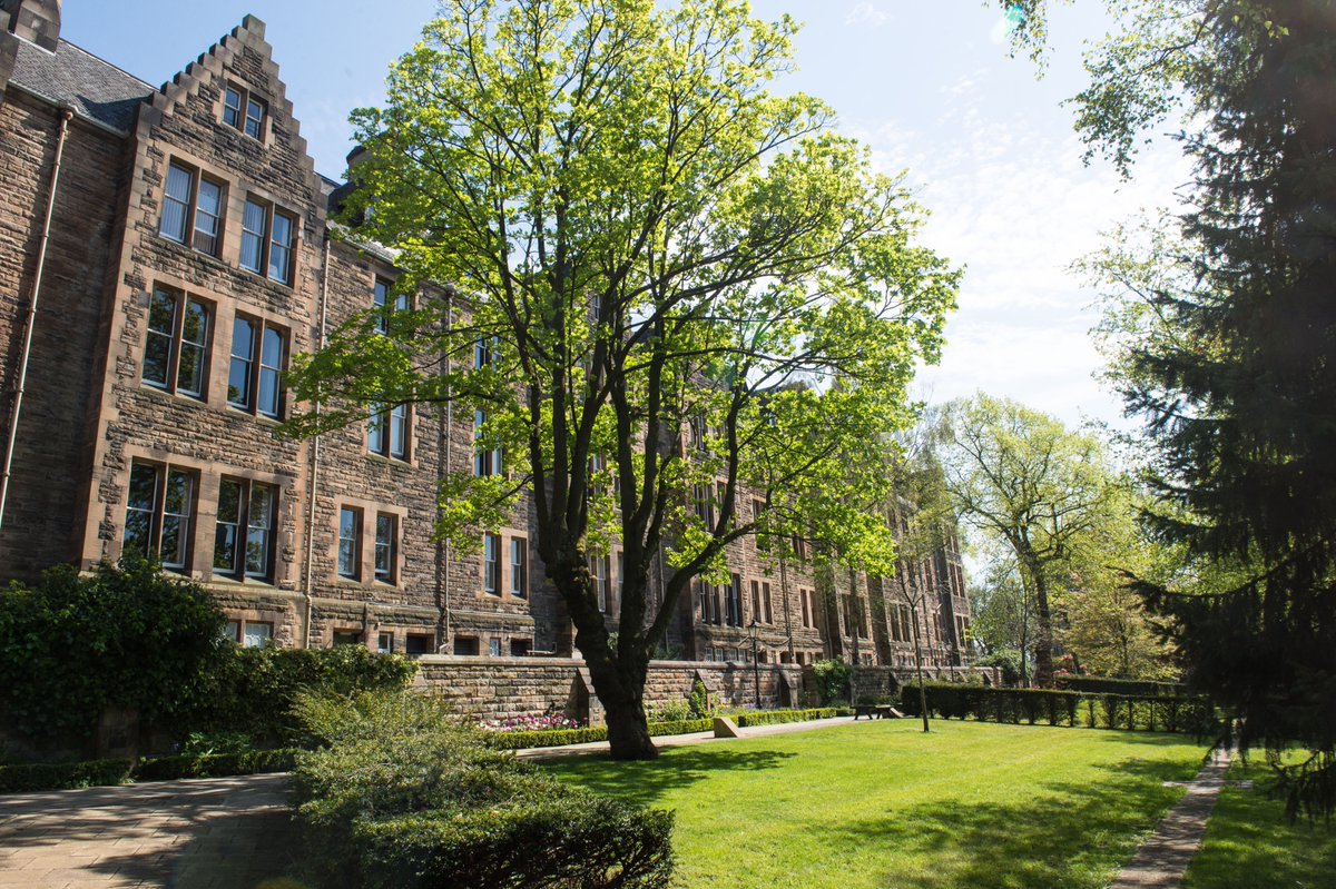 We are hiring! The School is advertising for the following two posts:

Lecturer in International Law (LTS track)
Vacancy ref: 071928   
Deadline: 25 Nov

Lecturer in Employment Law (LTS track)
Vacancy ref: 071927       
Deadline: 25 Nov

UofG vacancies: bit.ly/3qwVKff