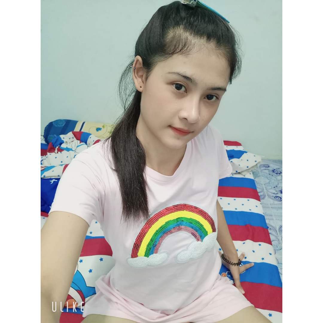 SiripaThidarat's tweet photo. เหงา อยากมีเพื่อนอยู่ด้วย จะตามใจทุกอย่าง https://t.co/q4KQzfWSi0
