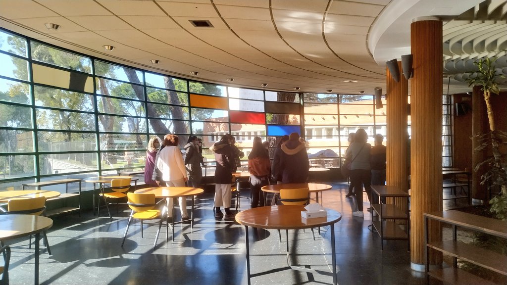 JaviMynoize's tweet photo. Visita al @IETorroja @CSIC, una maravilla. Gracias @VGallegoGuinea por la visita. 🤗 #arquitectura https://t.co/bx745r0mwr
