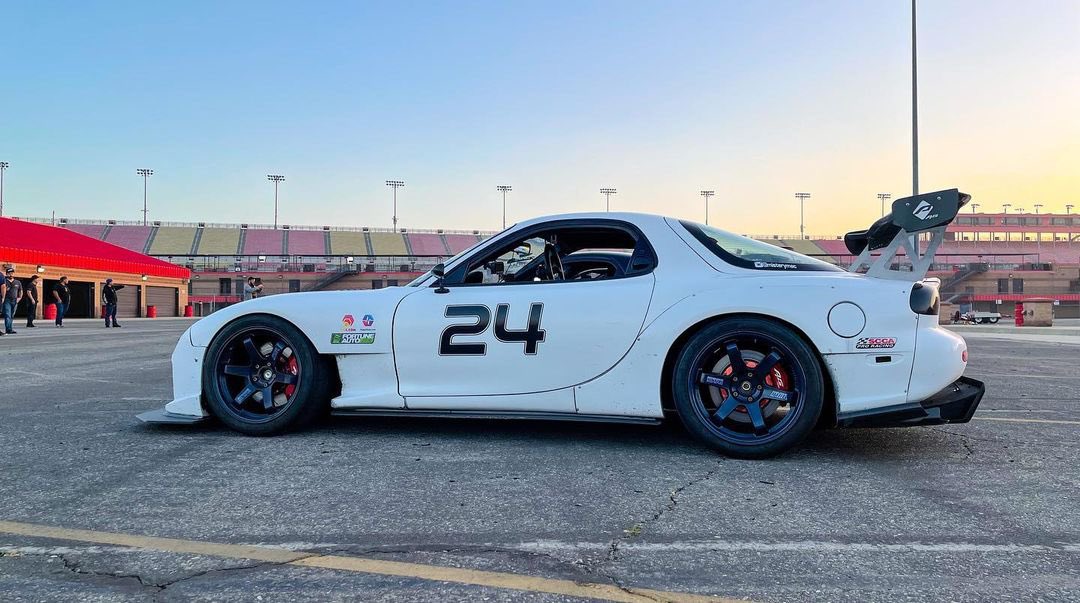 ApgBrake's tweet photo. Attack π
#apgperformance #apgperformancebrake #apg #lifestyle #anodized #bigbrakekit #forged #lightweight #stoppingpower #race #track #Brakes #JDM #USDM #Aluminum #APGLife #performance #PerformanceBrakes #apgbrakesystem #mazda #rx7 #fd #fd3s https://t.co/MDBLqzeMzm