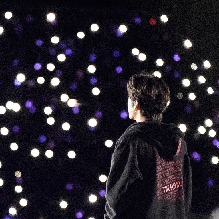 archivefortae's tweet photo. FOREVER WITH SWEET TAEHYUNG 💜
 #5YearsWithPurpleLoVe
#태형이의선물_보라해_5주년 https://t.co/L0IaVZ2VUh