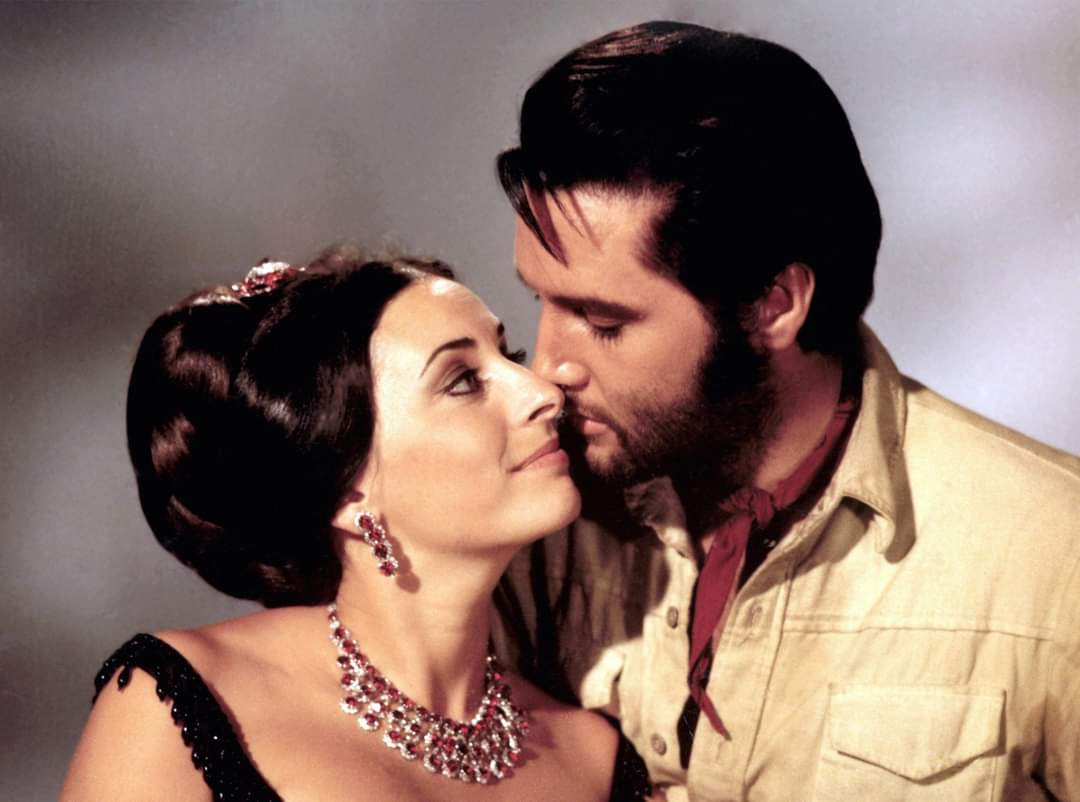 denisecahoon4's tweet photo. Remembering #InaBalin (Nov 12, 1937– June 20, 1990). Brooklyn-native actress Ina Balin (née Rosenberg) was born into a Jewish family of entertainers. She co-stared with Elvis in the movie "Charro"
#Elvis1969
#ElvisHistory
#Elvis2021 https://t.co/3jTfWrIJqy