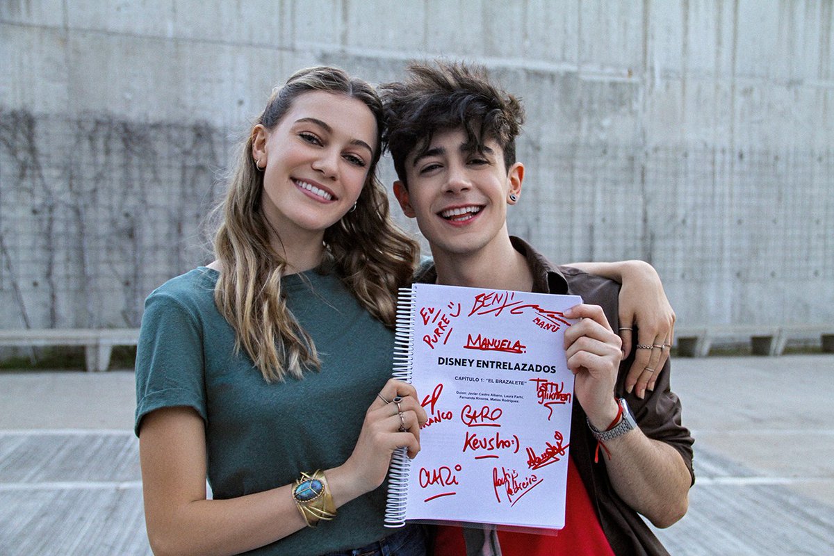 Disney News Latino tweet media